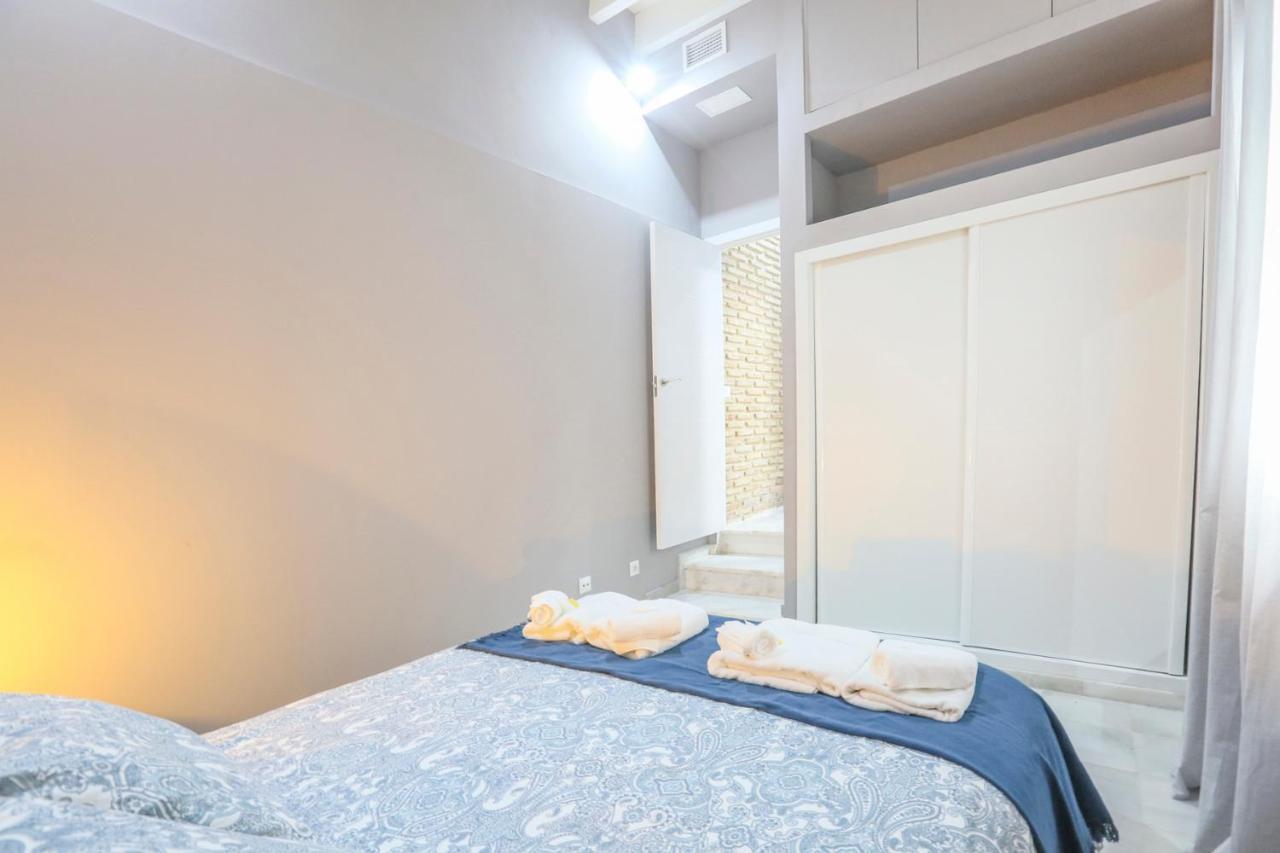 Apartamento Alfareria Севиля Екстериор снимка